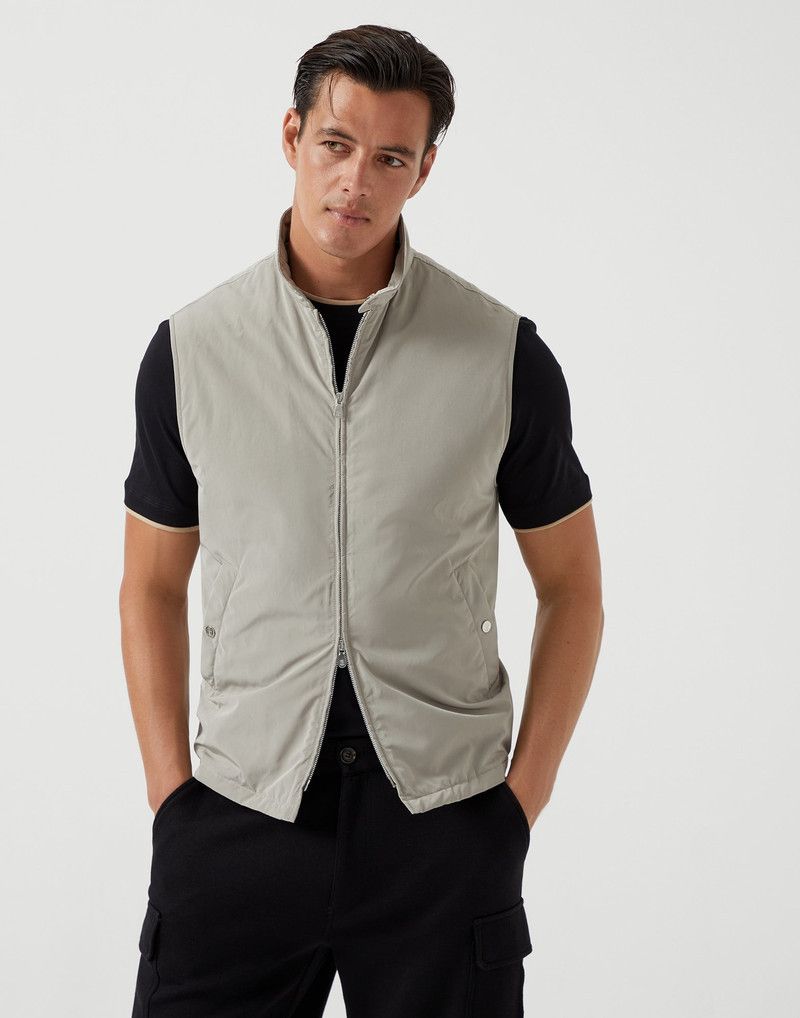 Brunello Cucinelli o1la1rc1a0326 Water-Resistant Microfiber Vest in Grey Size US S / EU 44-46 / 1 - 1 Thumbnail