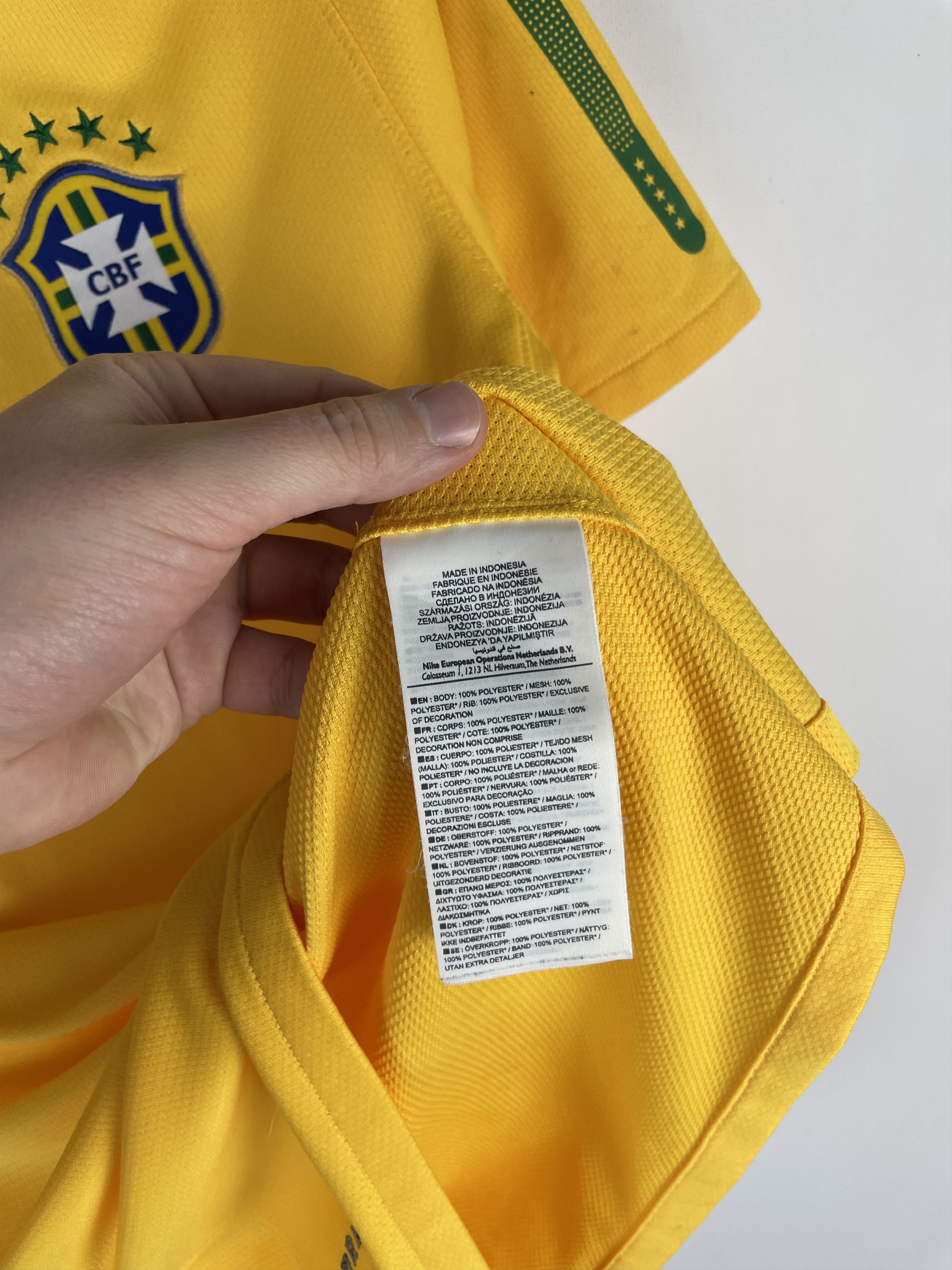 Nike Vintage Brazil Nike Soccer Jersey Size US M / EU 48-50 / 2 - 6 Thumbnail