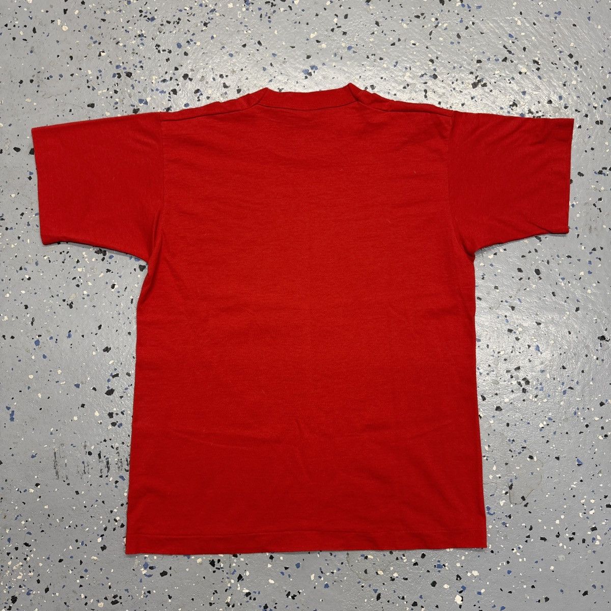 Fruit Of The Loom × Vintage Vintage 90s Fruit of the Loom Victoria Canada Graphic Shirt Size US L / EU 52-54 / 3 - 2 Thumbnail
