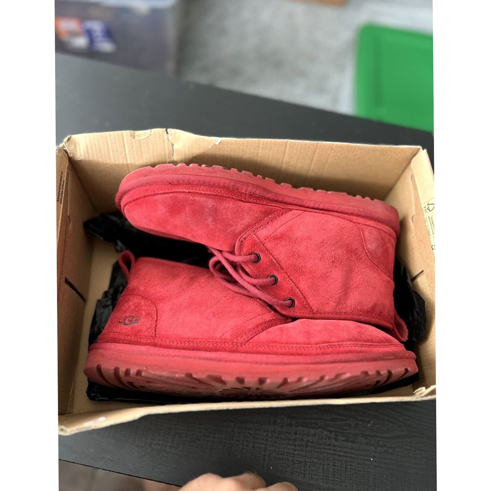 Ugg UGG Neumel Boots Men Chukka Suede Red 9 US Size 9 Size US 9 / EU 42 - 2 Thumbnail