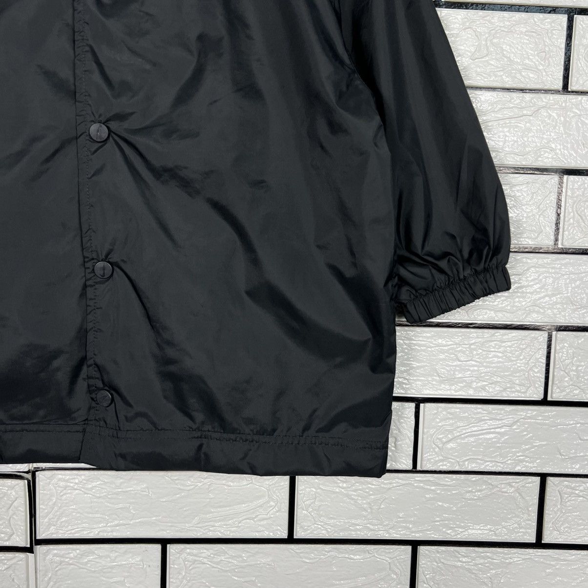 Nike Vintage 90's NIKE Kids Big Logo Windbreaker #3959-C180 Size US XS / EU 42 / 0 - 8 Thumbnail