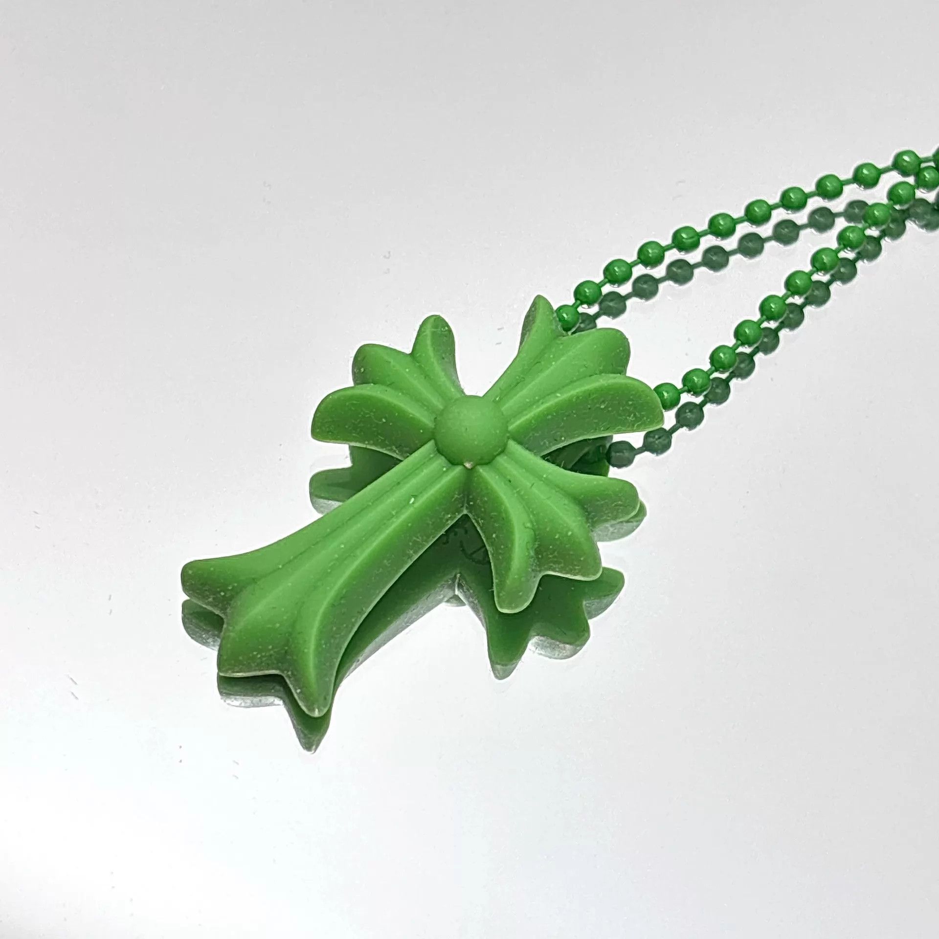 Chrome Hearts Chrome Hearts Green Resin Cross Necklace Size ONE SIZE - 1 Thumbnail