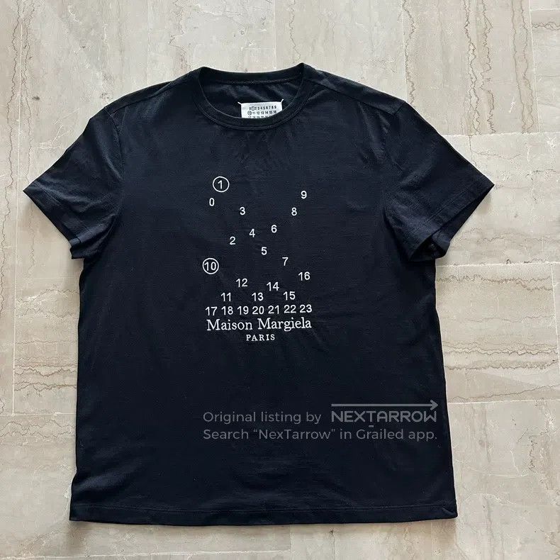 Maison Margiela Maison Margiela Black letter short sleeves Size US S / EU 44-46 / 1 - 1 Thumbnail