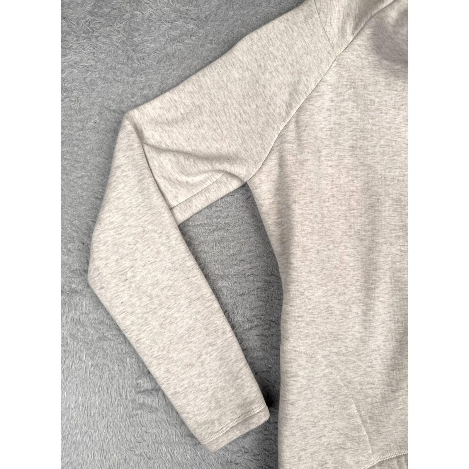 Athleta Athleta Sweatshirt Womens XS Gray Wrap 1/4 Zip Mock Neck French Terry Sweatshirt Size XS / US 0-2 / IT 36-38 - 3 Thumbnail
