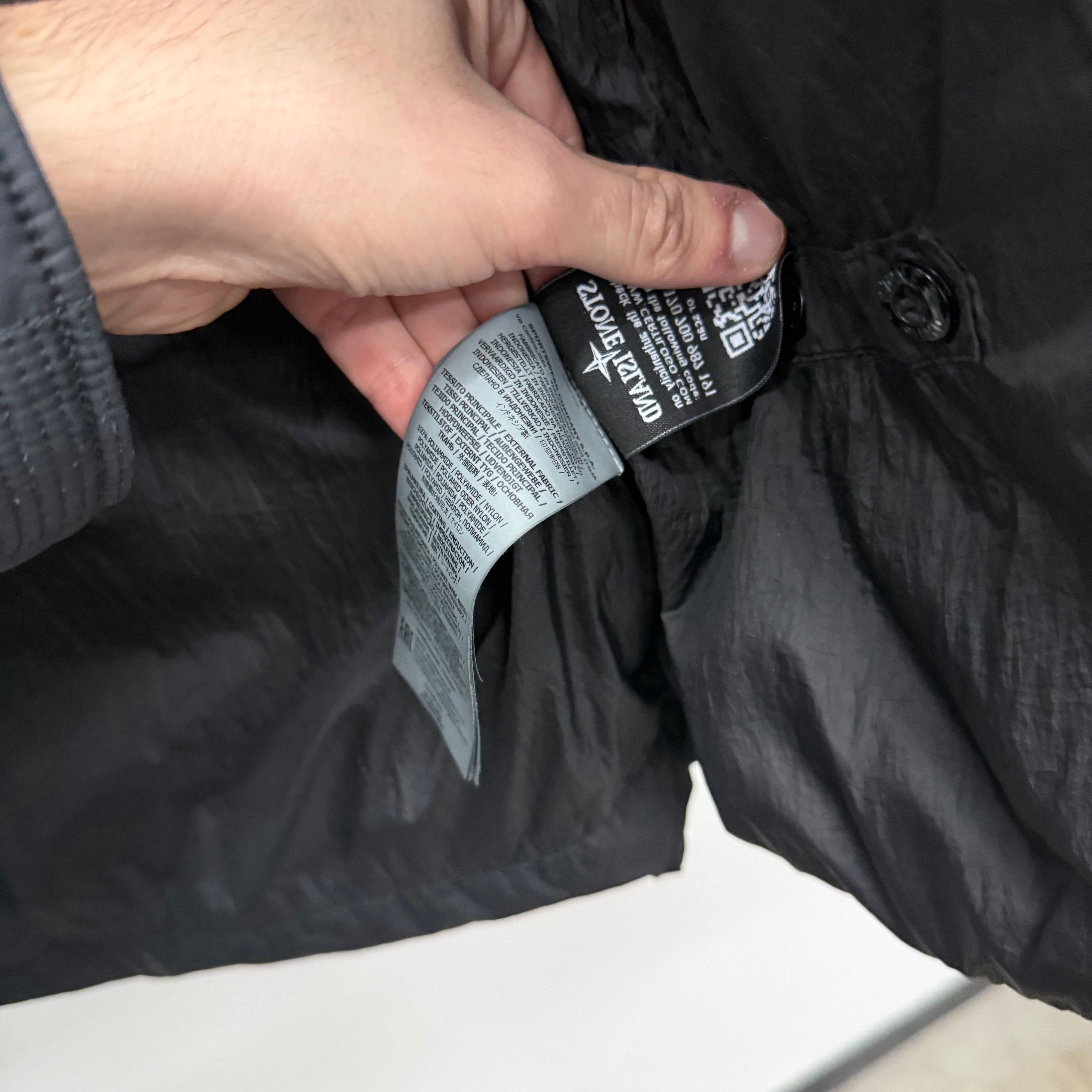 Stone Island Stone Island Puffer Jacket - Size M Size US M / EU 48-50 / 2 - 7 Thumbnail
