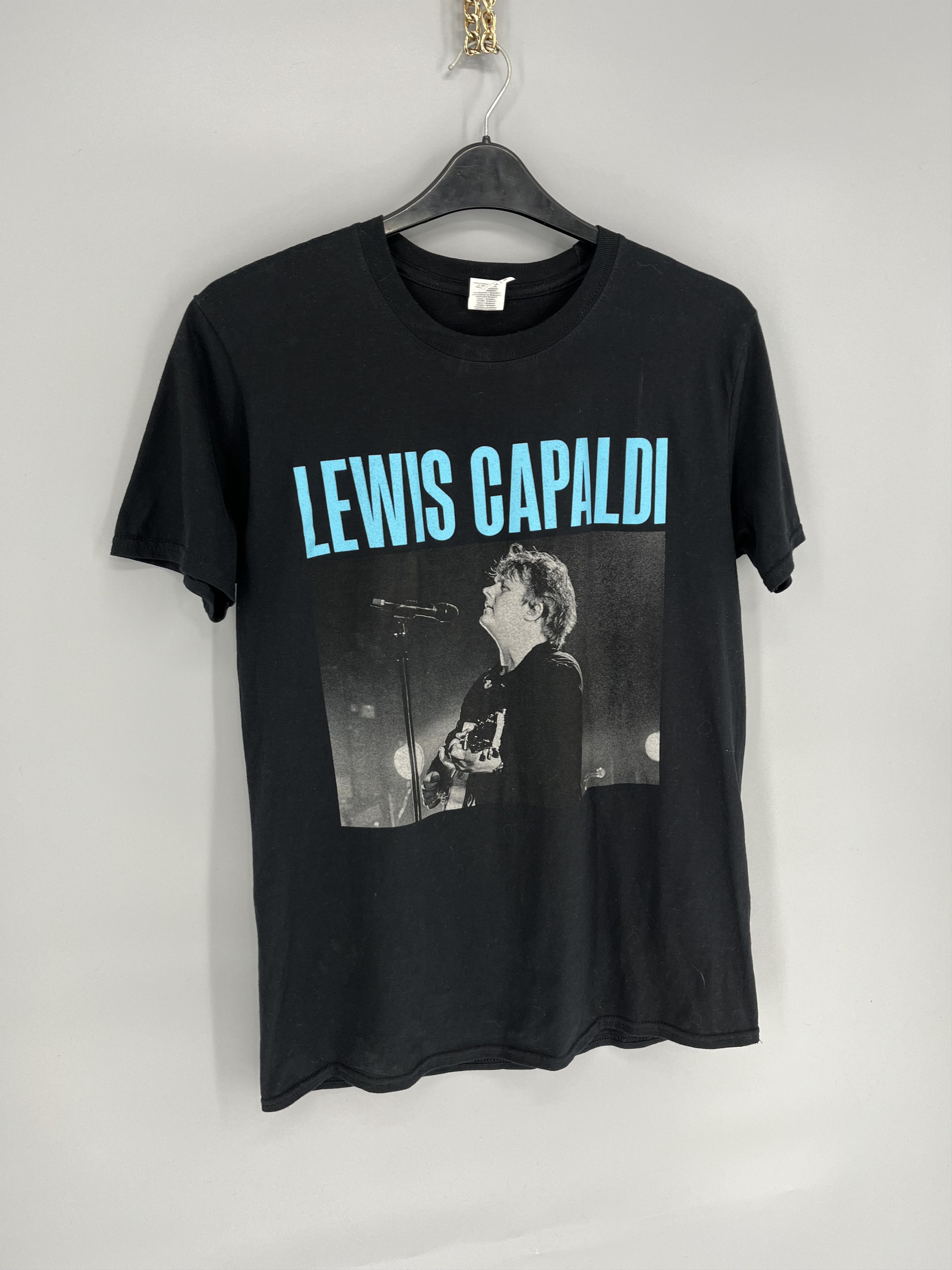 Band Tees × Vintage Mens Lewis Capaldi Vintage T-Shirt Band Tee Size M Size US M / EU 48-50 / 2 - 2 Thumbnail