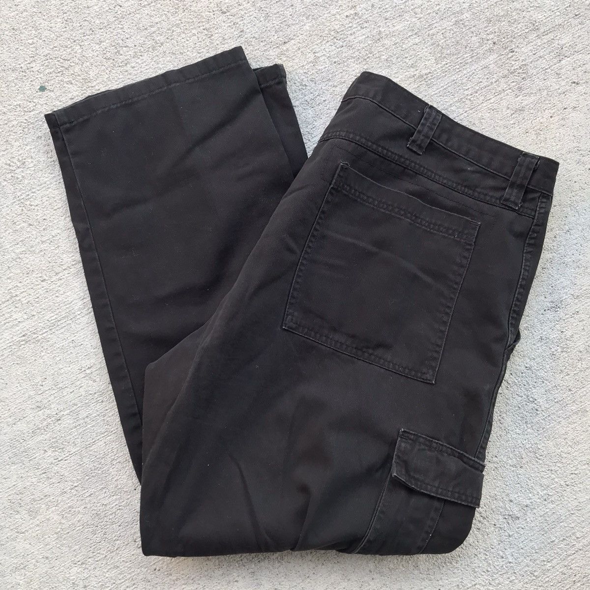 Vintage Wrangler black cargo pants | Grailed