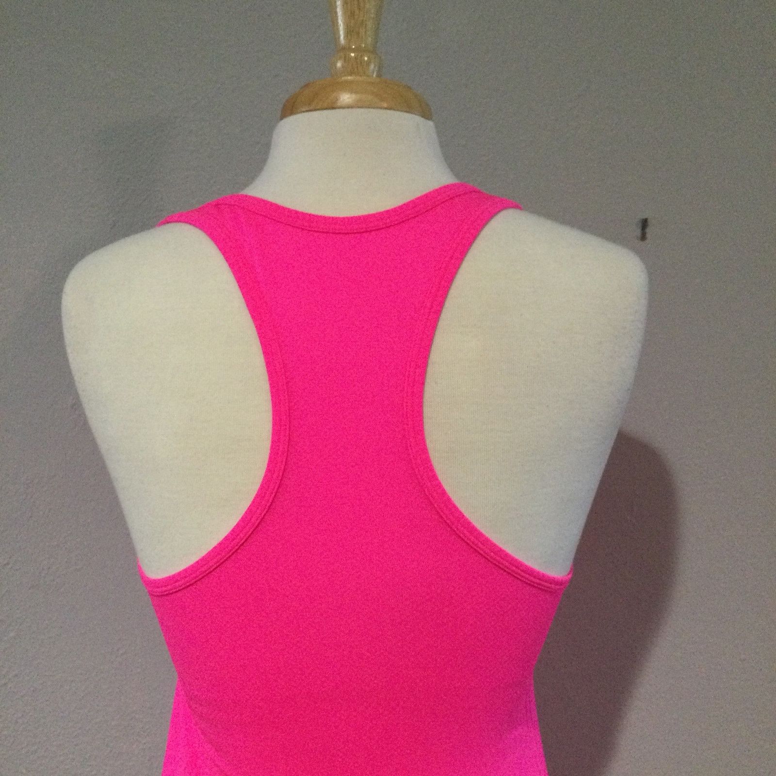 Other Bolly Queena 100% Nylon Racerback Tank Hot Pink Small NWOT Size S / US 4 / IT 40 - 8 Thumbnail