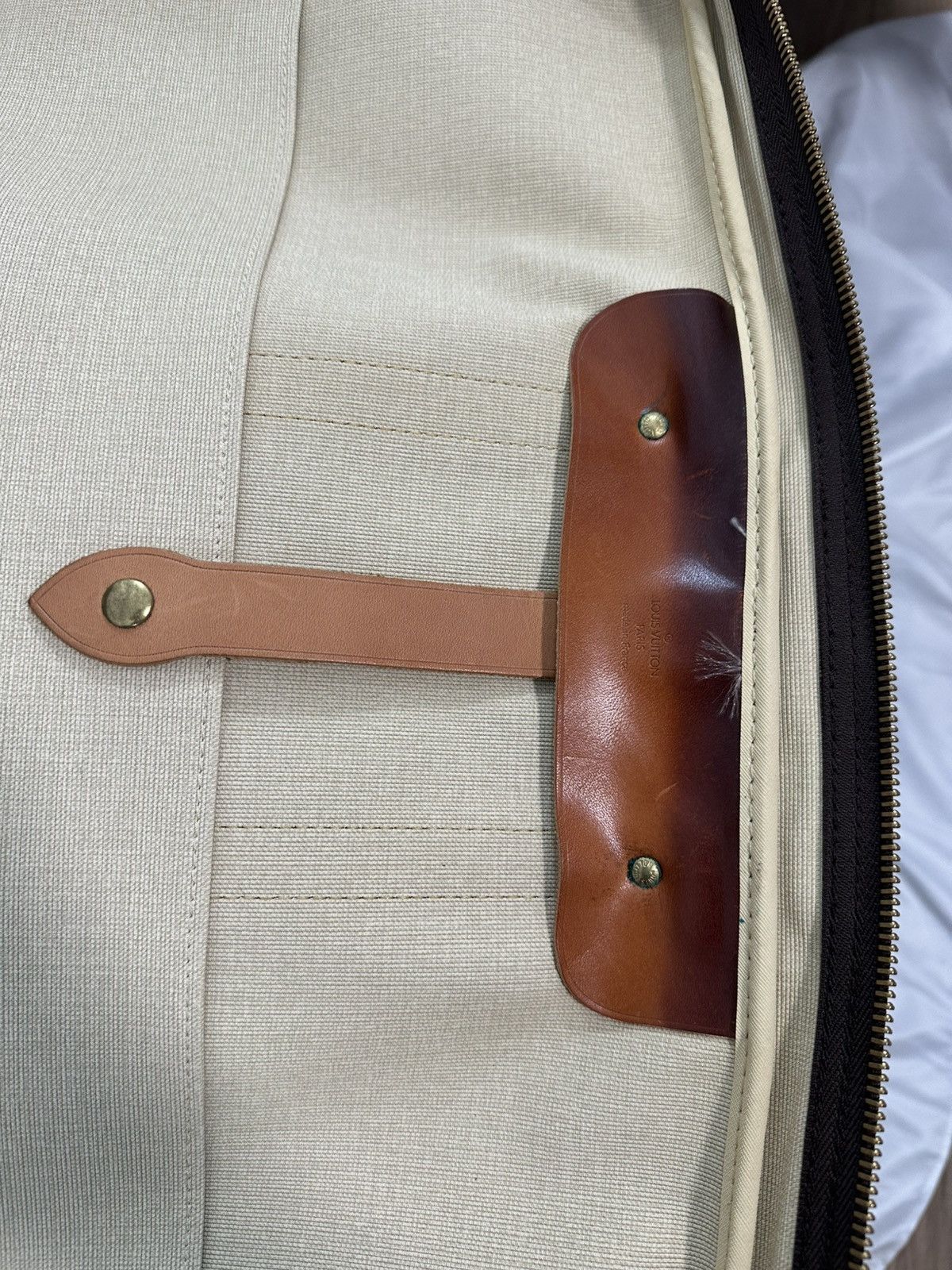 Louis Vuitton Louis Vuitton Luggage Size ONE SIZE - 16 Thumbnail