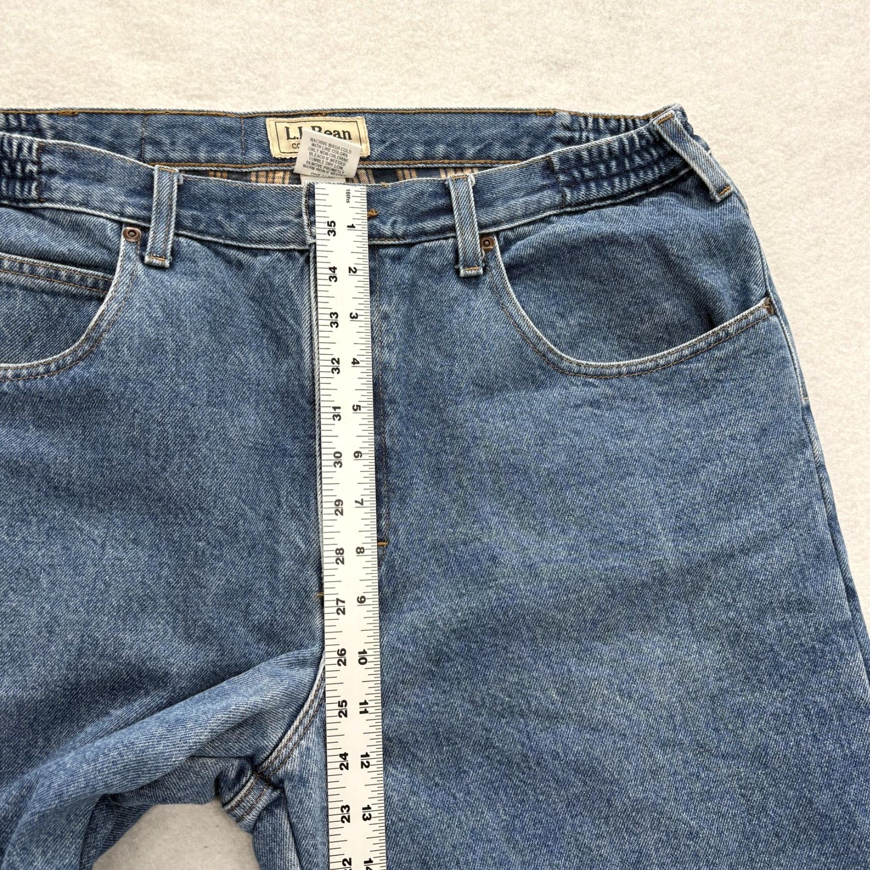Vintage L.L. Bean Jeans Mens 36x30 Comfort Waist Straight Denim Blue 5-Pocket Pockets Regular Inseam 30 Size US 36 / EU 52 - 6 Thumbnail