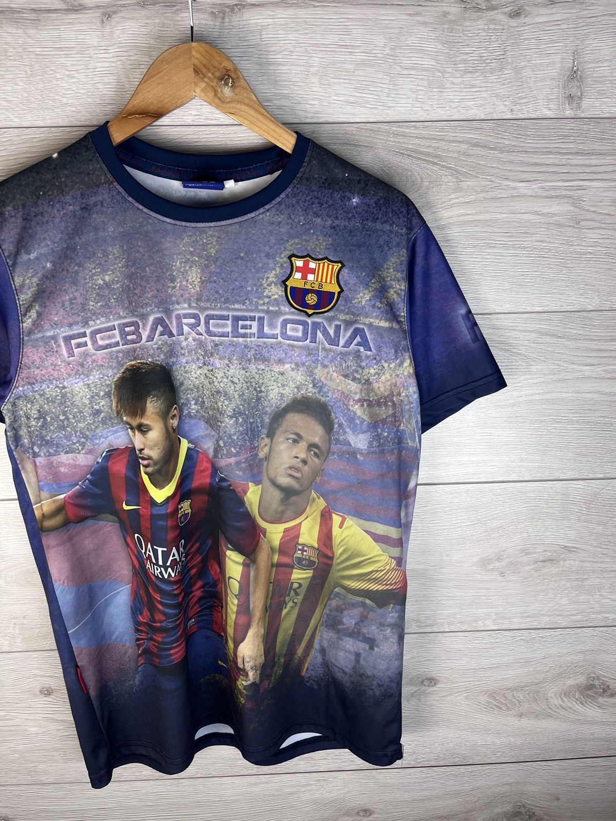 Other Men’s football t-shirt merch Fc Barcelona Neymar #11 size M Size US M / EU 48-50 / 2 - 7 Thumbnail