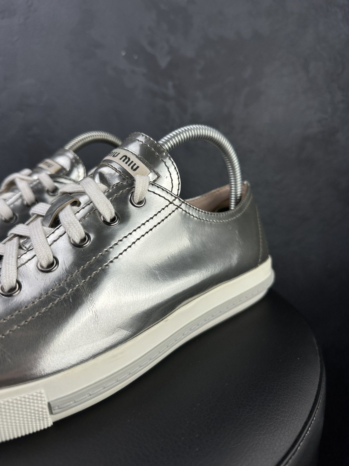 Miu Miu Miu Miu Silver Patent Leather Crystal Low-Top Sneakers Size US 10 / IT 40 - 3 Thumbnail