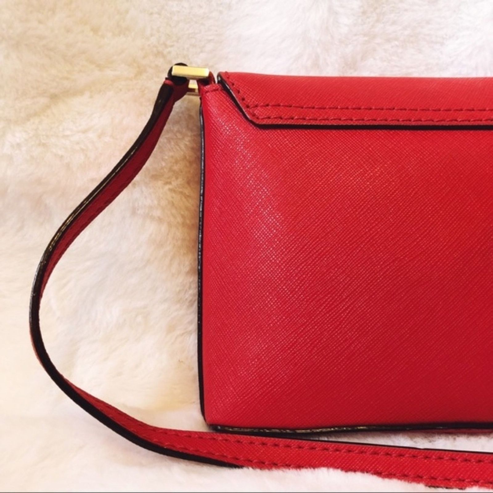 Kate Spade Kate Spade Red & Gold Saffiano Leather Crossbody Bag Size ONE SIZE - 3 Thumbnail