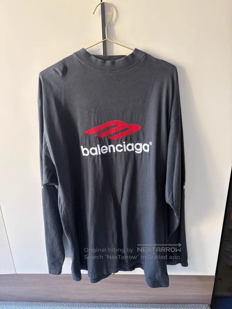 Balenciaga Balenciaga 3B Embroidered Logo Faded Long Sleeve Shirt Size US S / EU 44-46 / 1 - 1 Thumbnail