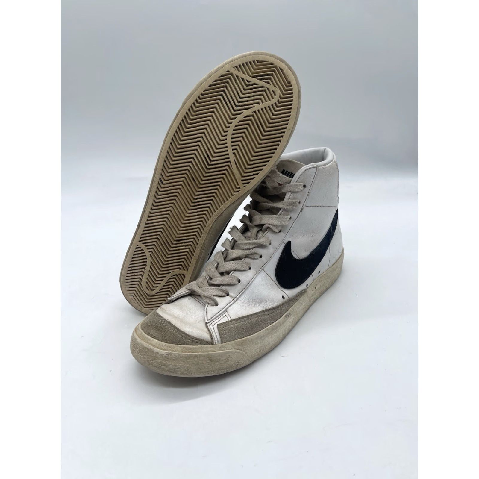 Nike Womens Nike Blazer Mid 77 Vintage Sail Light Bone Shoes Size 8.5 Blazer Size M / US 6-8 / IT 42-44 - 2 Thumbnail