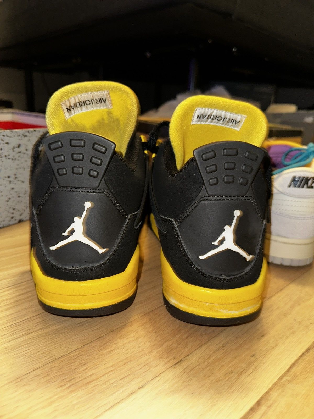 Jordan Brand Jordan 4 thunders Size US 10.5 / EU 43-44 - 4 Thumbnail