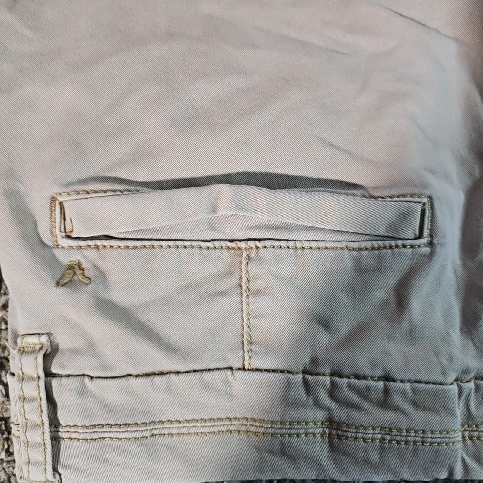 American Eagle Outfitters American Eagle MIDI Stretched 8 Shorts Size 30" / US 8 / IT 44 - 7 Thumbnail