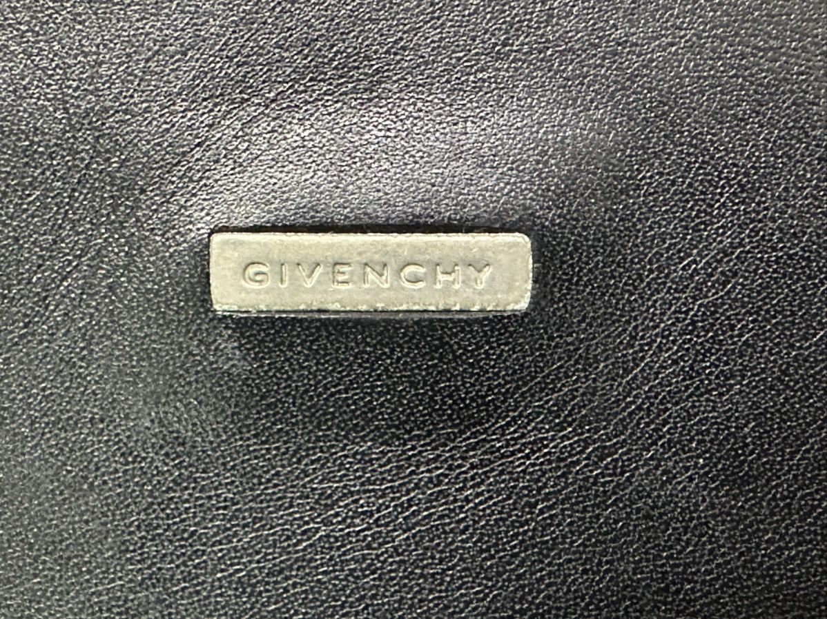 Givenchy FREE 6CC Card Holder Wallet - Black Leather Size ONE SIZE - 2 Thumbnail