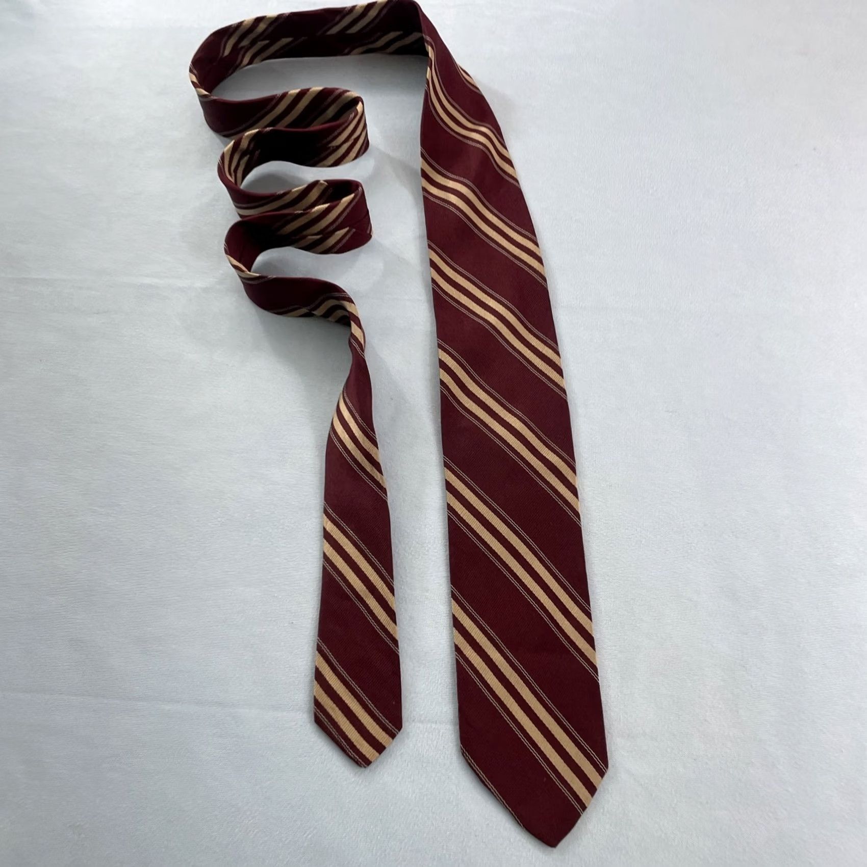 MCM VINTAGE Atkinsons CA vtg 60s MCM NeckTie All Silk Repp Tie Red Tan Multi Stripe 2.7x58 Men's Tie Red Tan Stripe Repp Tie Vintage 1960s Size ONE SIZE - 3 Thumbnail