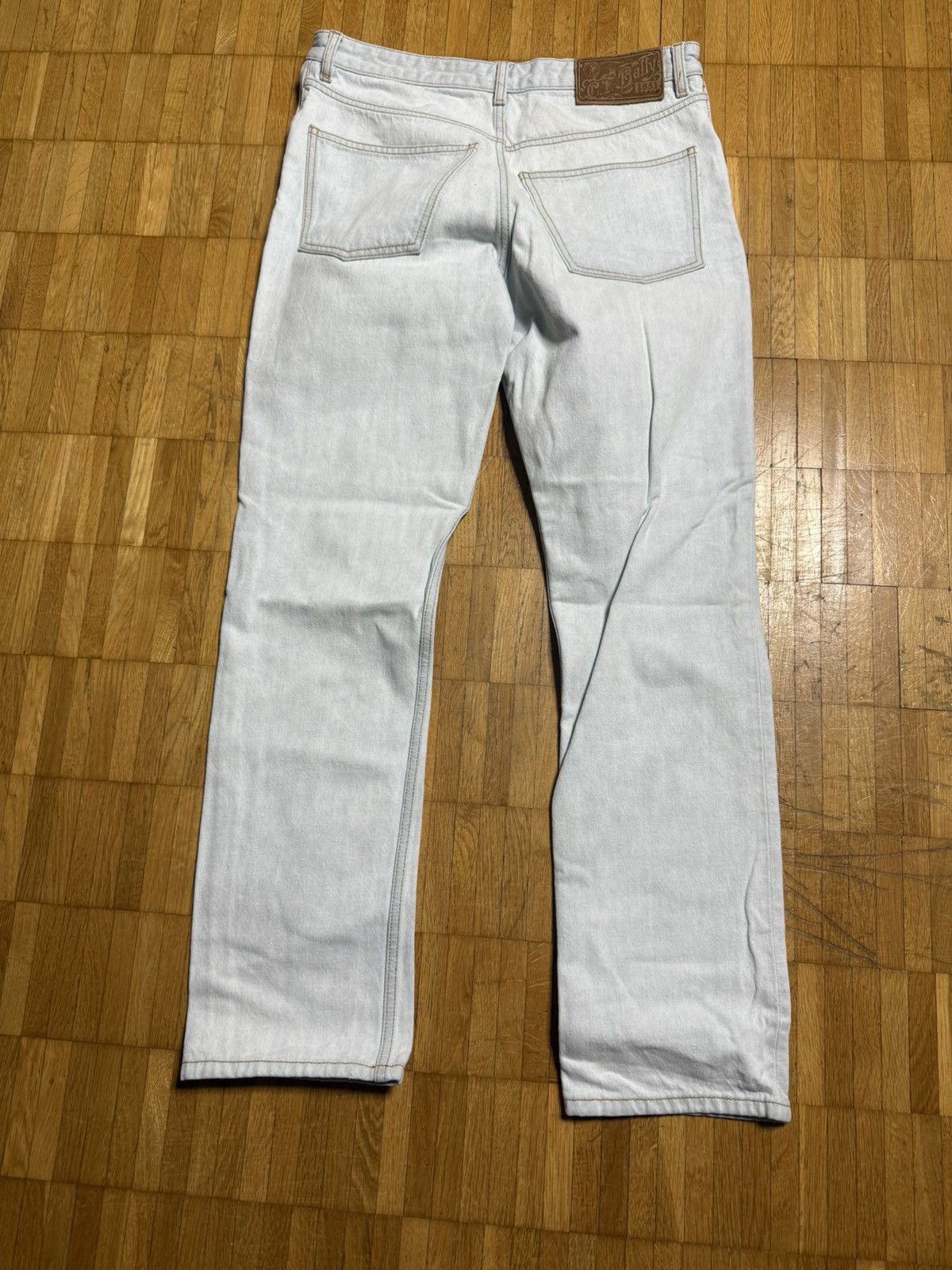 Bally Luxury Bally Light Grey Jeans Size 32 / IT48 Straight Fit Size US 32 / EU 48 - 7 Thumbnail