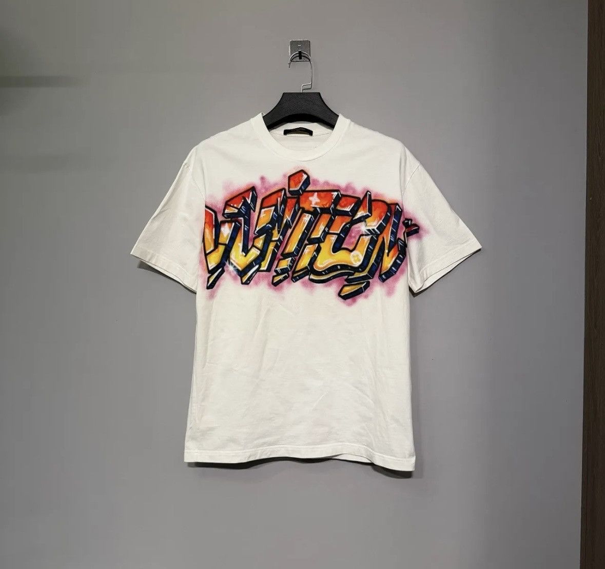 Louis Vuitton LOUIS VUITTON GRAFFITI SHIRT VIRGIL Size US M / EU 48-50 / 2 - 1 Thumbnail