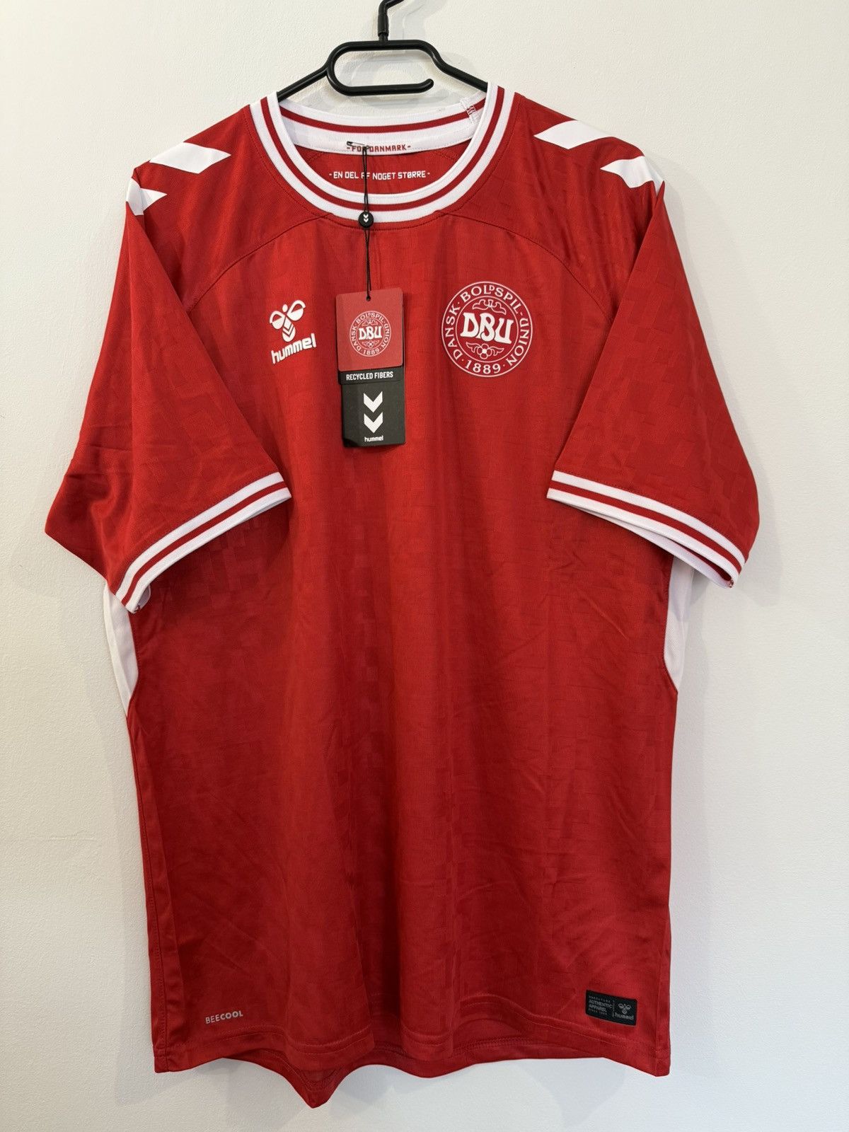 Hummel Hummel Denmark 2024/25 Home Jersey - Euro 2024 Edition Size US XL / EU 56 / 4 - 1 Thumbnail