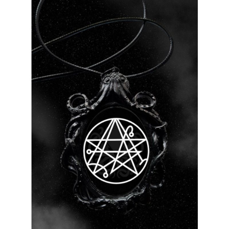 Other Cthulhu Pendant Necronomicon Symbol H.P. Lovecraft Jewelry Size ONE SIZE - 1 Thumbnail