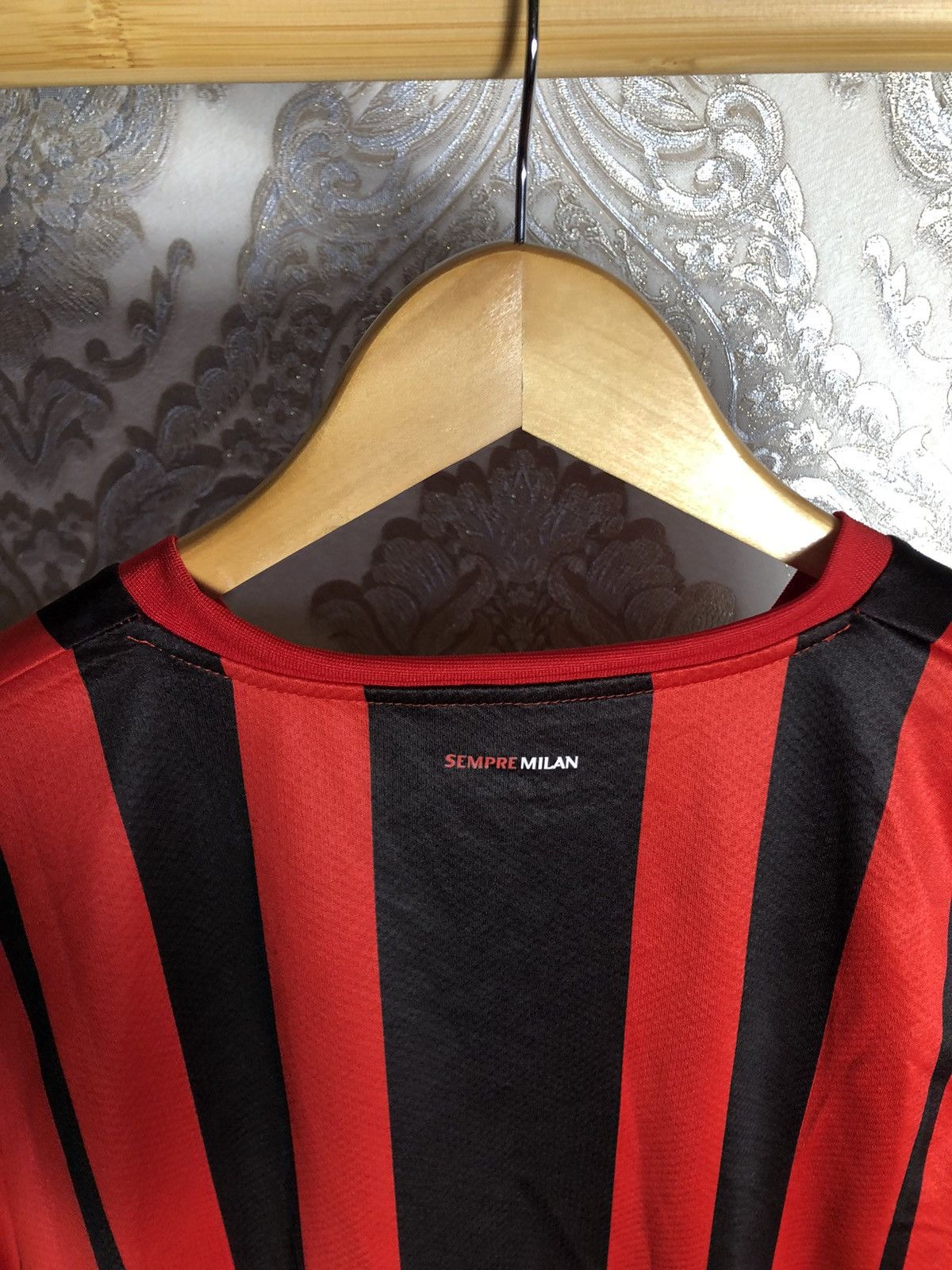 Other VERY RARE PUMA AC MILAN ITALY SOCCER JERSRY RETRO Y2K 90s Size US M / EU 48-50 / 2 - 6 Thumbnail