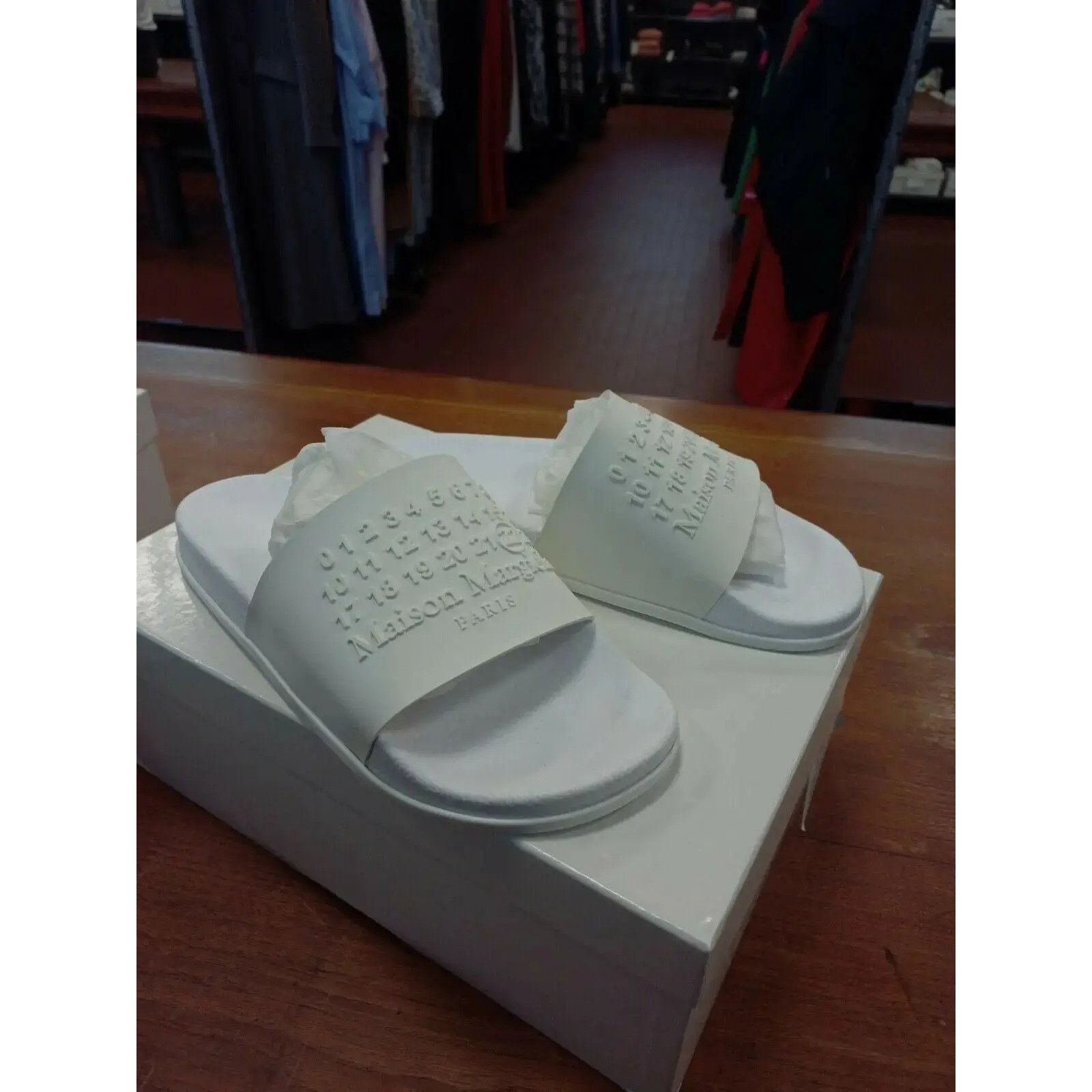 Maison Margiela Slipper S57WX0024 in White Size US 8 / EU 41 - 1 Thumbnail