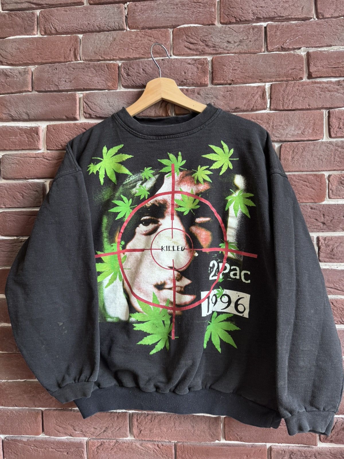 Band Tees Rare 2Pac Marijuana 00s Vintage Rap Band Sweatshirt Tupac y2 Size US L / EU 52-54 / 3 - 1 Thumbnail
