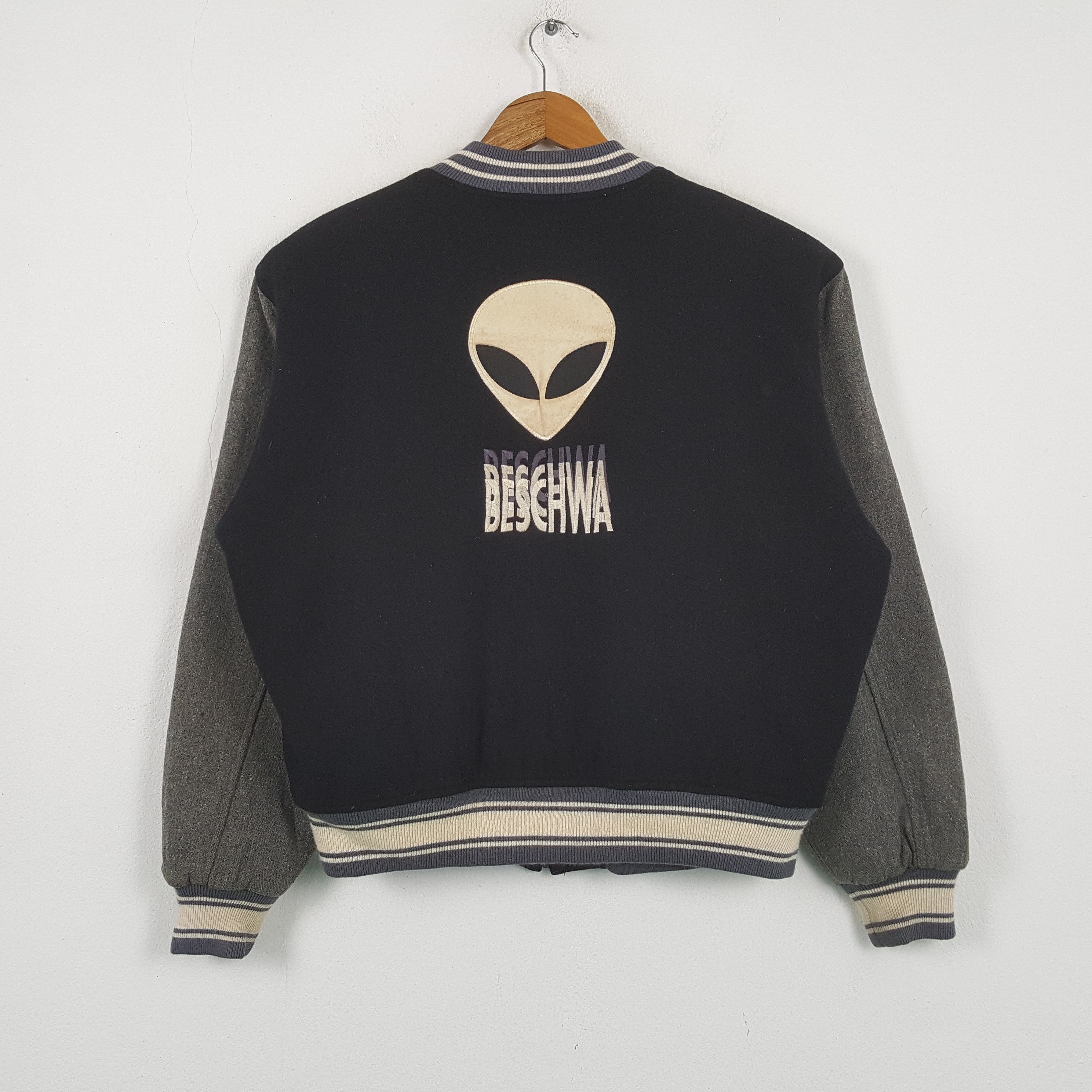 USED】90'S BESCHWA STADIUM JACKET | KONBINI