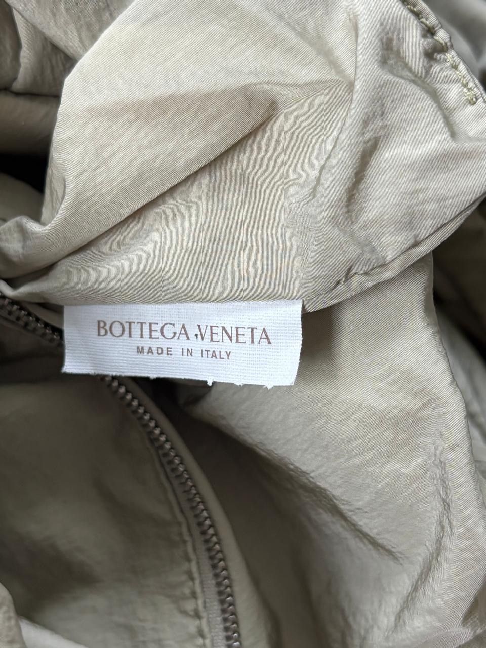 Bottega Veneta Bottega Veneta Tan 'The Body' Pouch Bag Size ONE SIZE - 6 Thumbnail