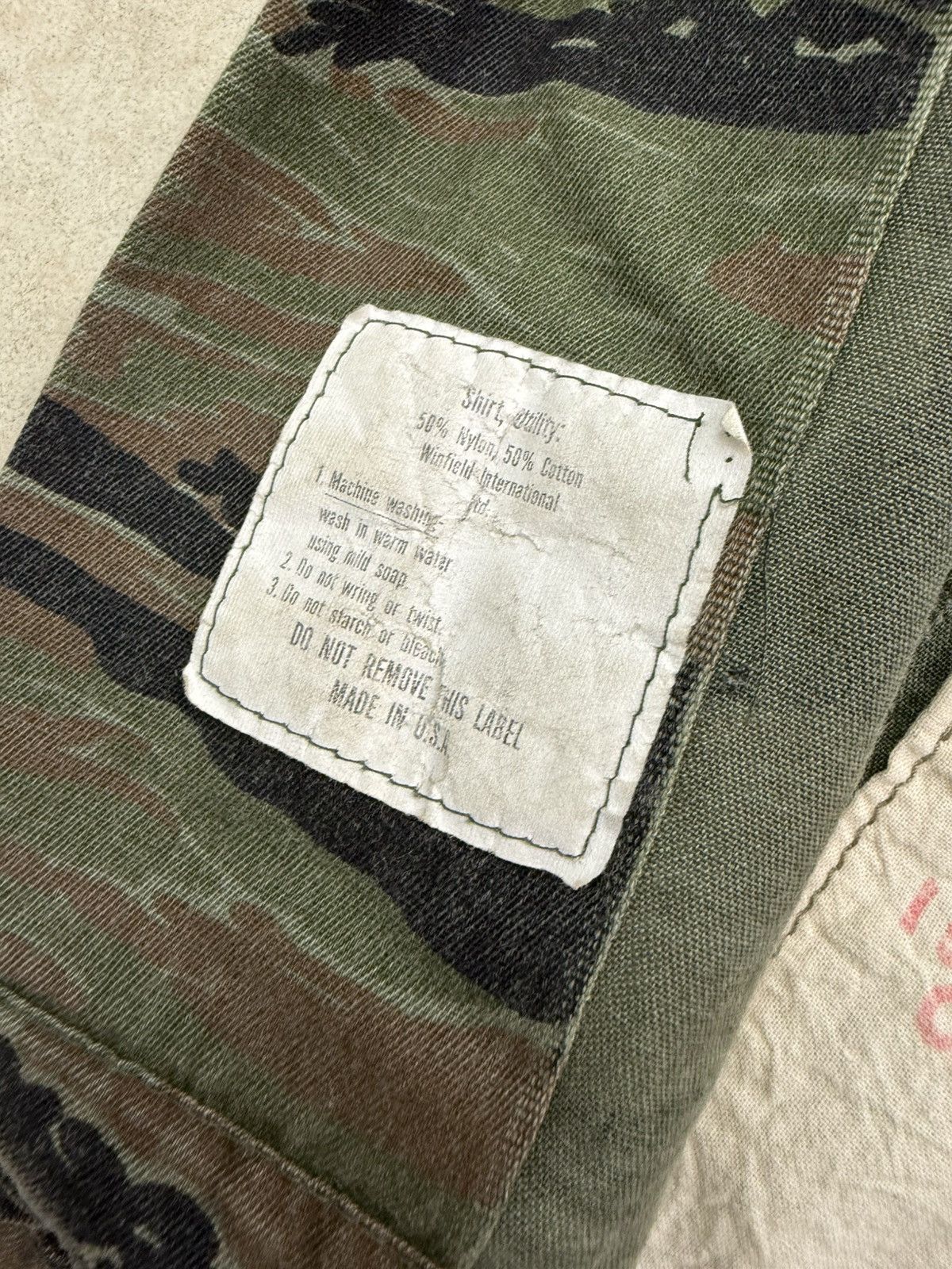 Japanese Brand A Love Movement Camo Button Up Shirt W/ Patches Size M Size US M / EU 48-50 / 2 - 7 Thumbnail