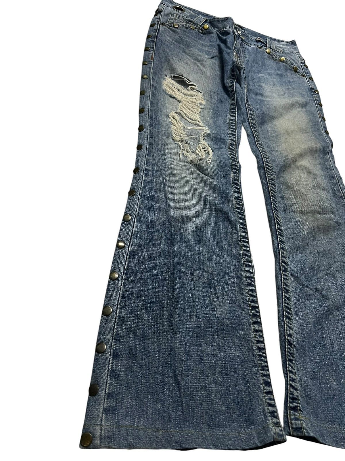 Japanese Brand Flare Jeans Vanquish Distressed Mud Wash Jean Like Kapital Size US 31 - 3 Thumbnail