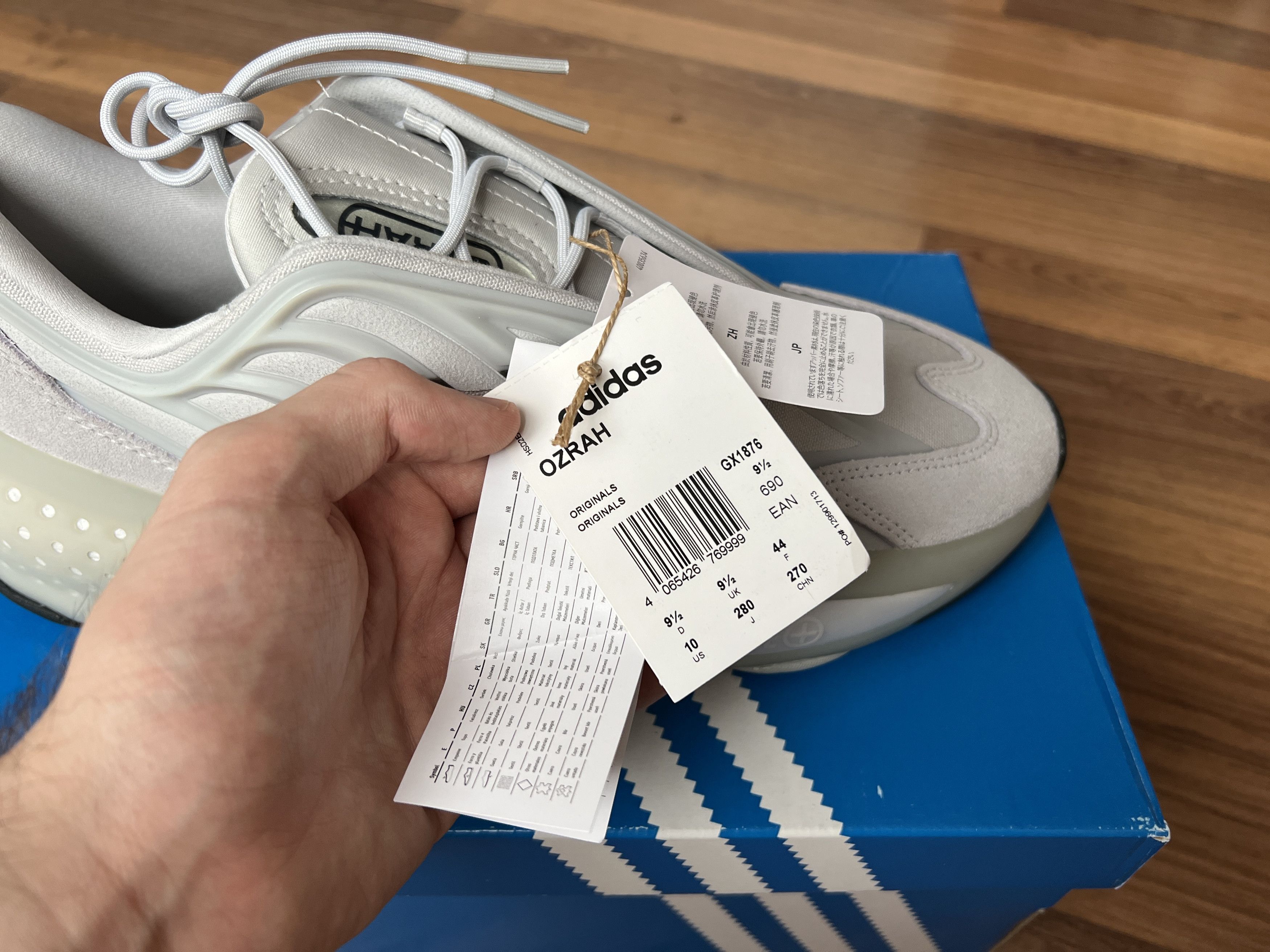 Adidas 💲NEW💲Adidas OZRAH GX1876 10 US size 43 EU Size US 10 / EU 43 - 4 Thumbnail