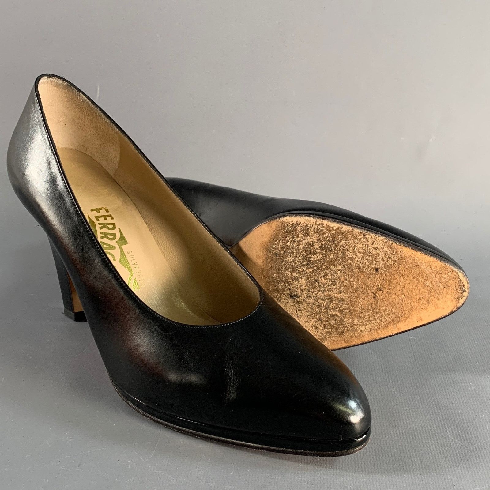Salvatore Ferragamo SALVATORE FERRAGAMO Size 9 Black Leather Platform Pumps Size US 9 / IT 39 - 5 Thumbnail