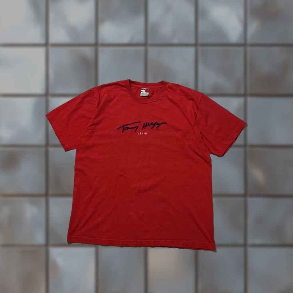 Tommy Hilfiger VINTAGE 90s Tommy Hilfiger Jeans Embroidered Red Spellout Crewneck T-Shirt XL Mens Size US XL / EU 56 / 4 - 1 Thumbnail
