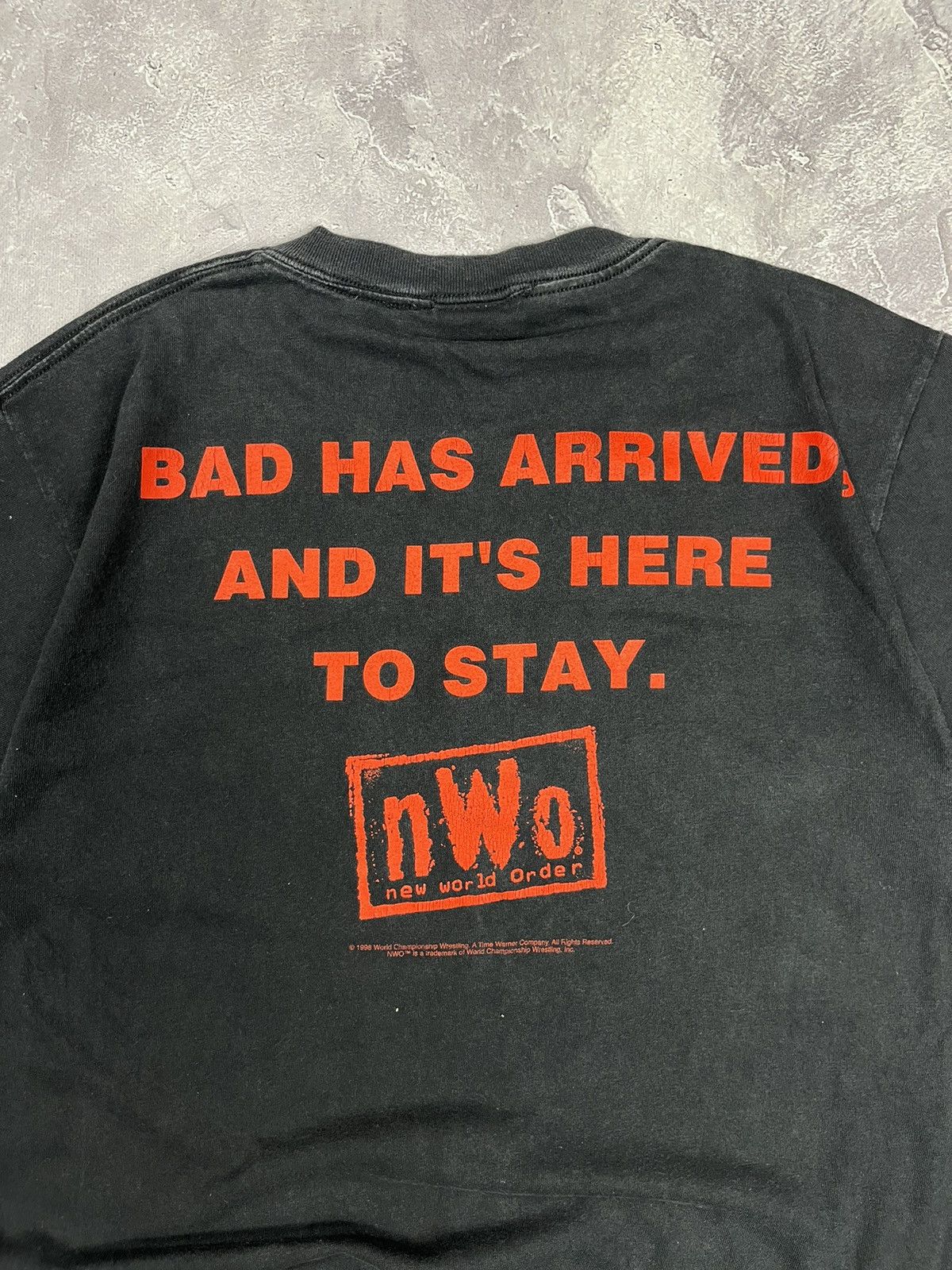 Vintage Vintage 90s NWO New World Order 1998 Wrrstling Faded Tee Size US L / EU 52-54 / 3 - 5 Thumbnail