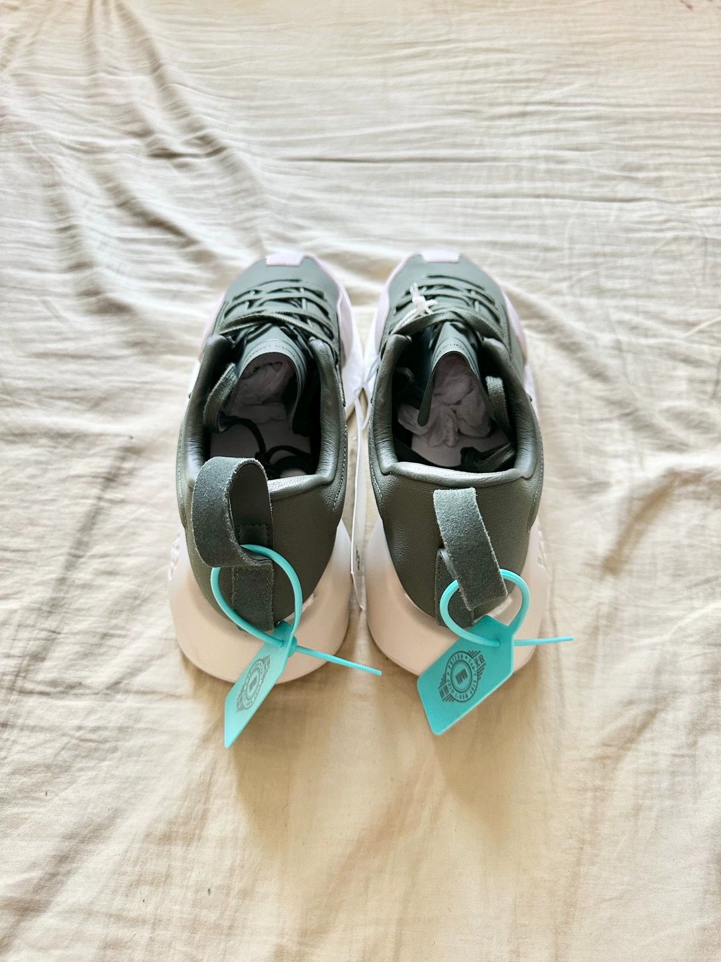 Y-3 Y-3 Orisan Low Top Running Shoes Green Unisex 43.3 Size US 9.5 / EU 42-43 - 4 Thumbnail