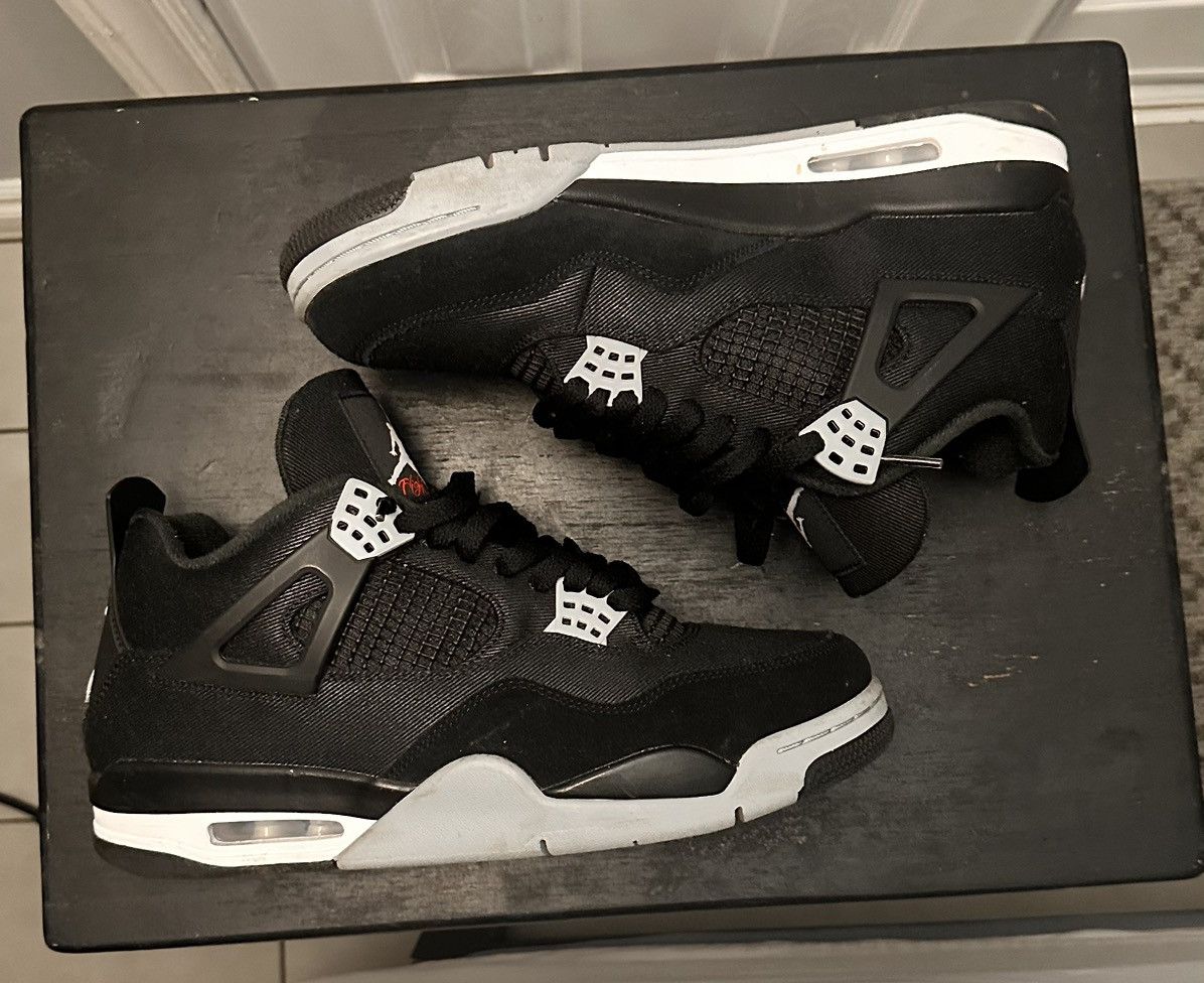AIR JORDAN 4 RETRO SE