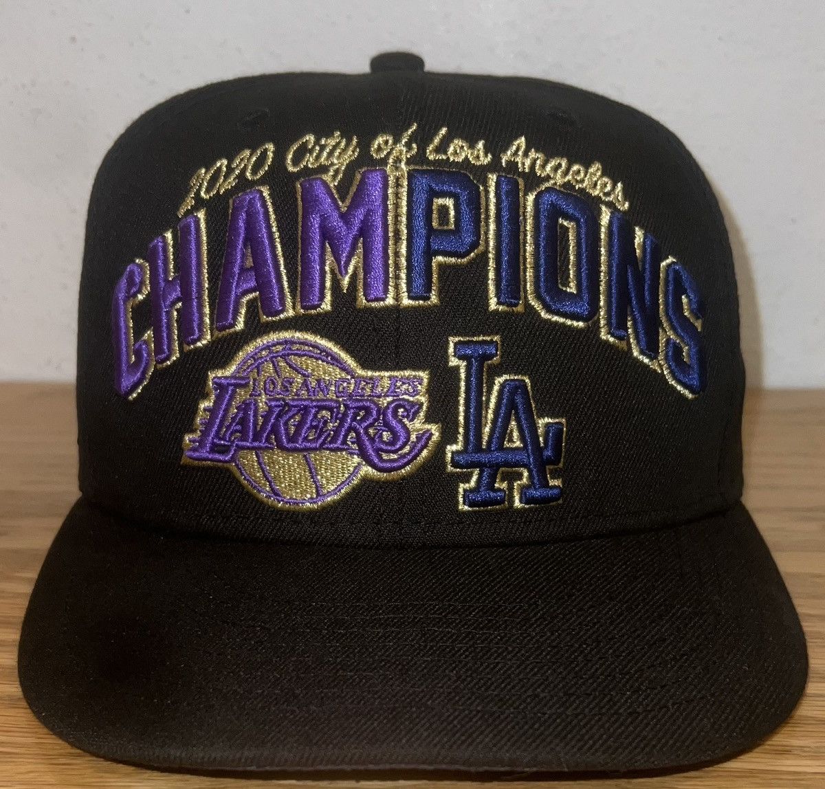 New Era Lakers Dodgers New Era 2020 C Los Angeles Champions hat Size ONE SIZE - 2 Thumbnail