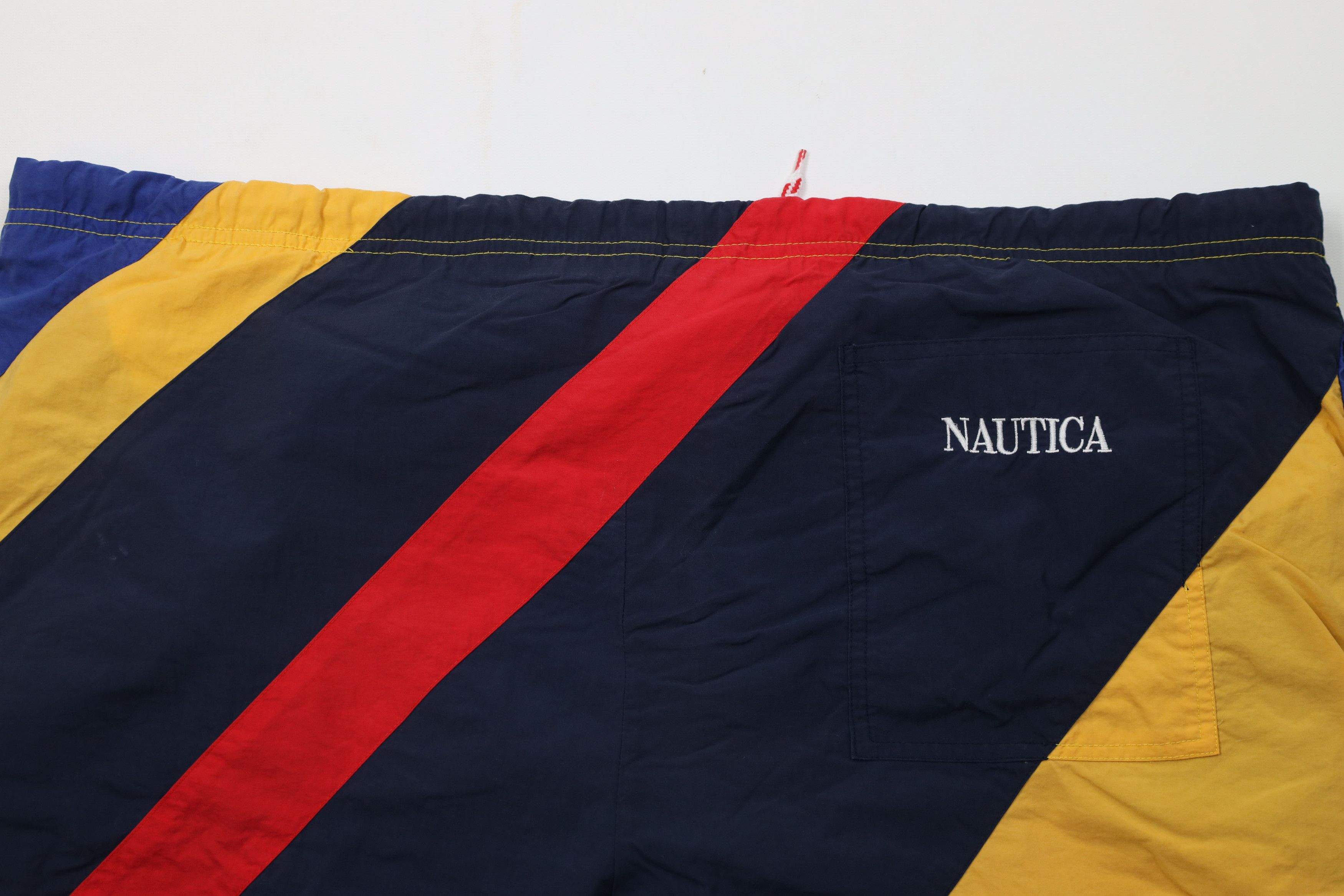 Nautica AS IS Vintage 90s Nautica Block Lined Shorts Swim Trunks Size US 38 / EU 54 - 8 Thumbnail