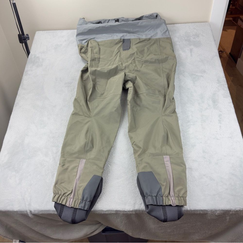 Patagonia Patagonia NWT Men's Size Large Short Rio Gallegos Fishing W Size US L / EU 52-54 / 3 - 3 Thumbnail