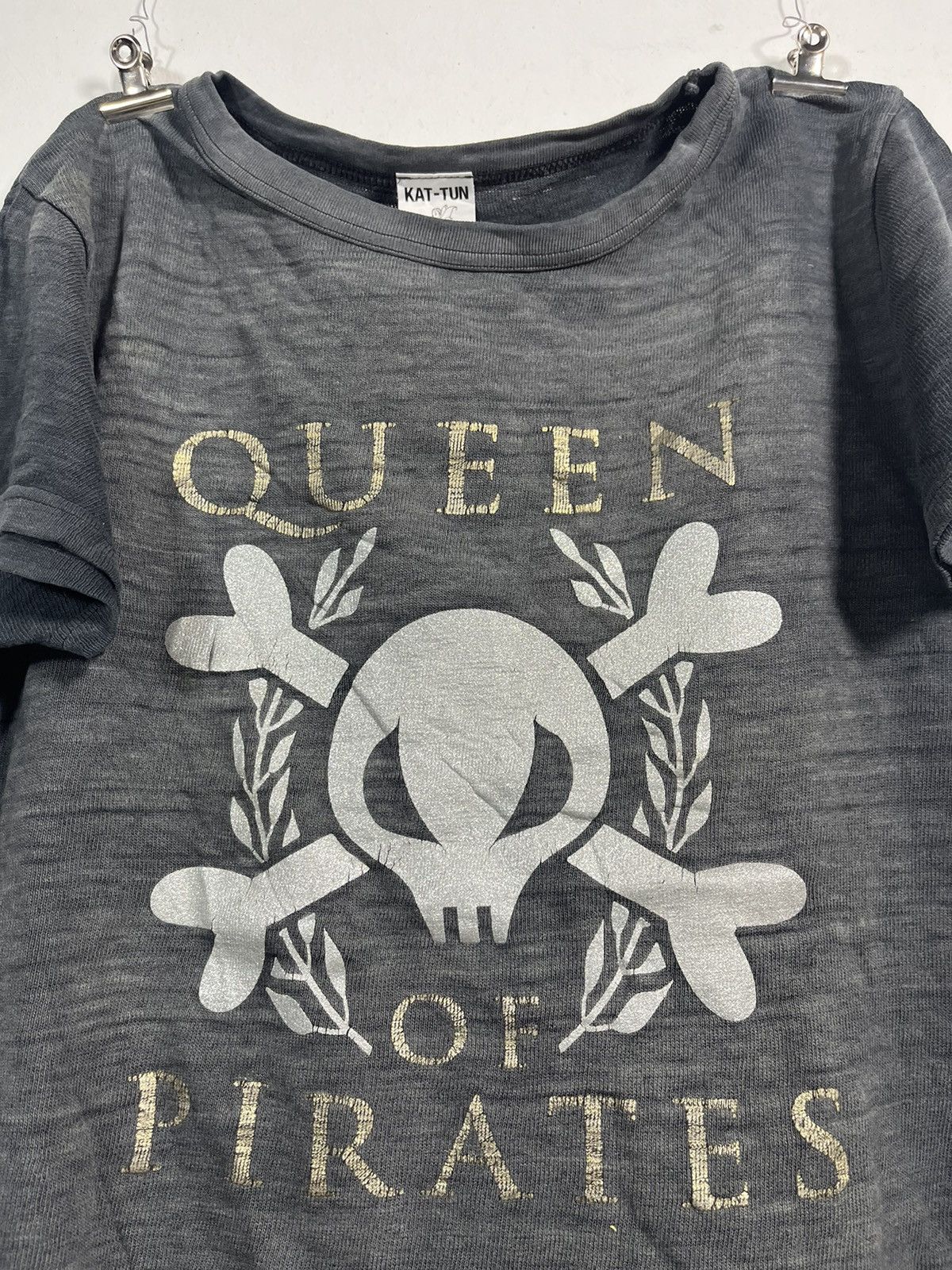 Japanese Brand × Vintage KAT-TUN JAPANESE Queen Of Pirates with VivienWestwood Design Size M / US 6-8 / IT 42-44 - 1 Thumbnail