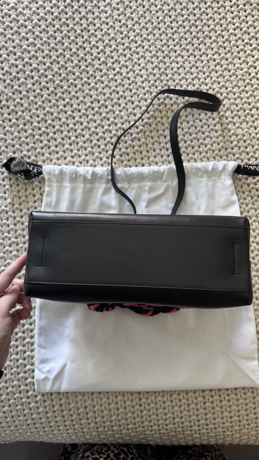 JW Anderson JW Anderson Corner Rope Leather Crossbody Bag Black and Pink Size ONE SIZE - 4 Thumbnail