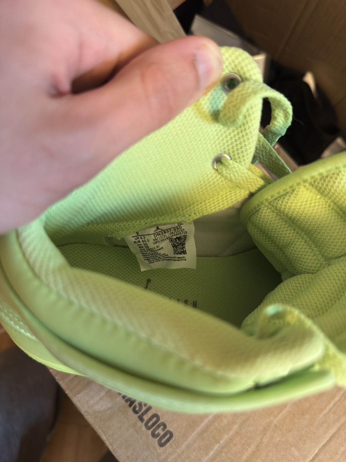 Nike Nike green jordans Size US 6.5 / EU 39-40 - 5 Thumbnail