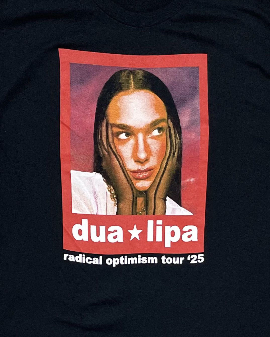 Band Tees Dua Lipa Radical Optimism Tour '25 Tshirt/ Black Size M / US 6-8 / IT 42-44 - 3 Thumbnail