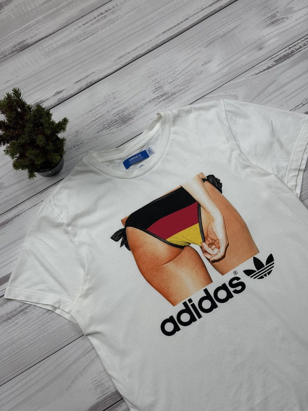 Adidas Adidas Originals German Flag Panties 40 years Trefoil Size US L / EU 52-54 / 3 - 3 Thumbnail