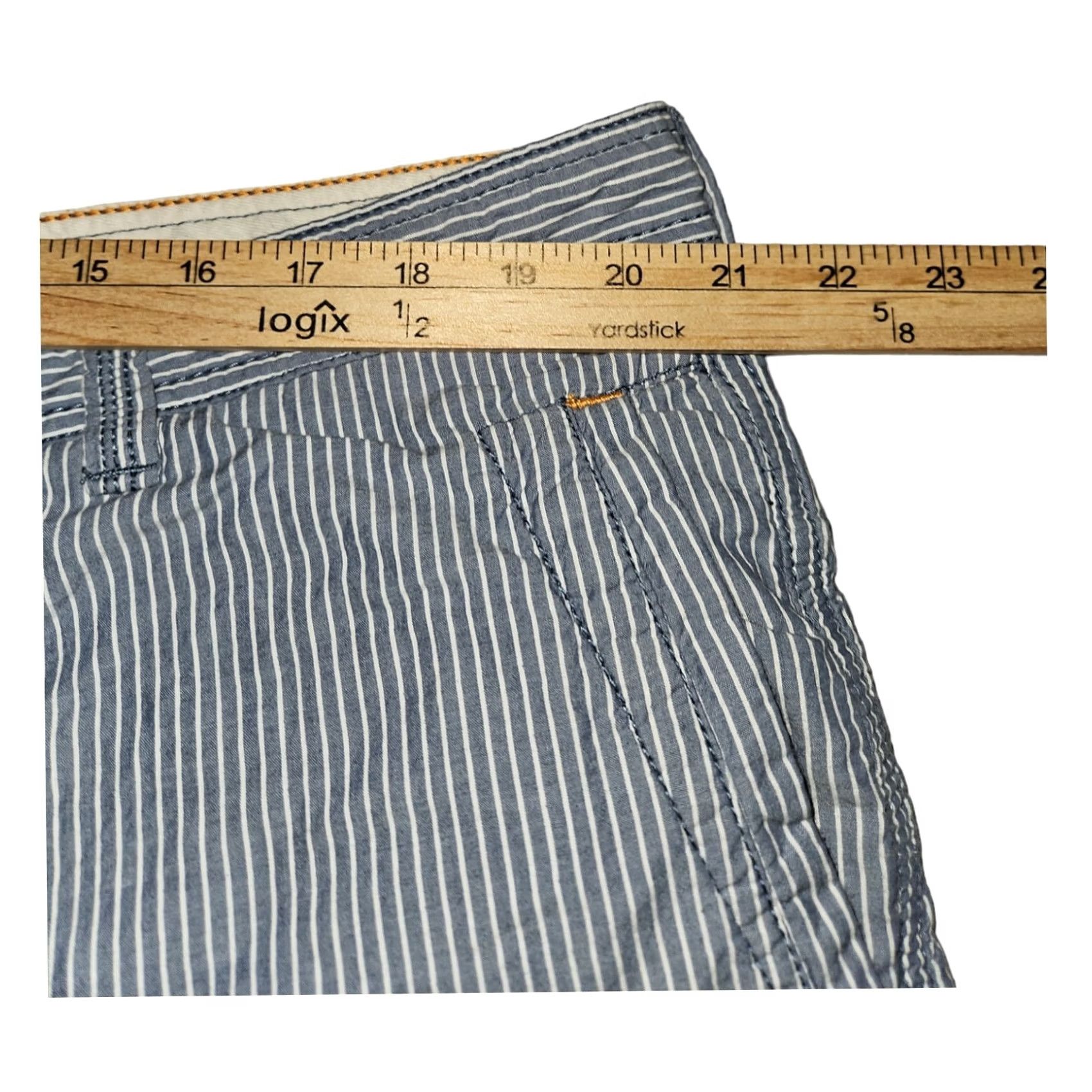 Tommy Bahama Tommy Bahama Shorts Mens 42 Blue Chino Men Striped Slash Pockets Casual Vacation Size US 42 / EU 58 - 4 Thumbnail