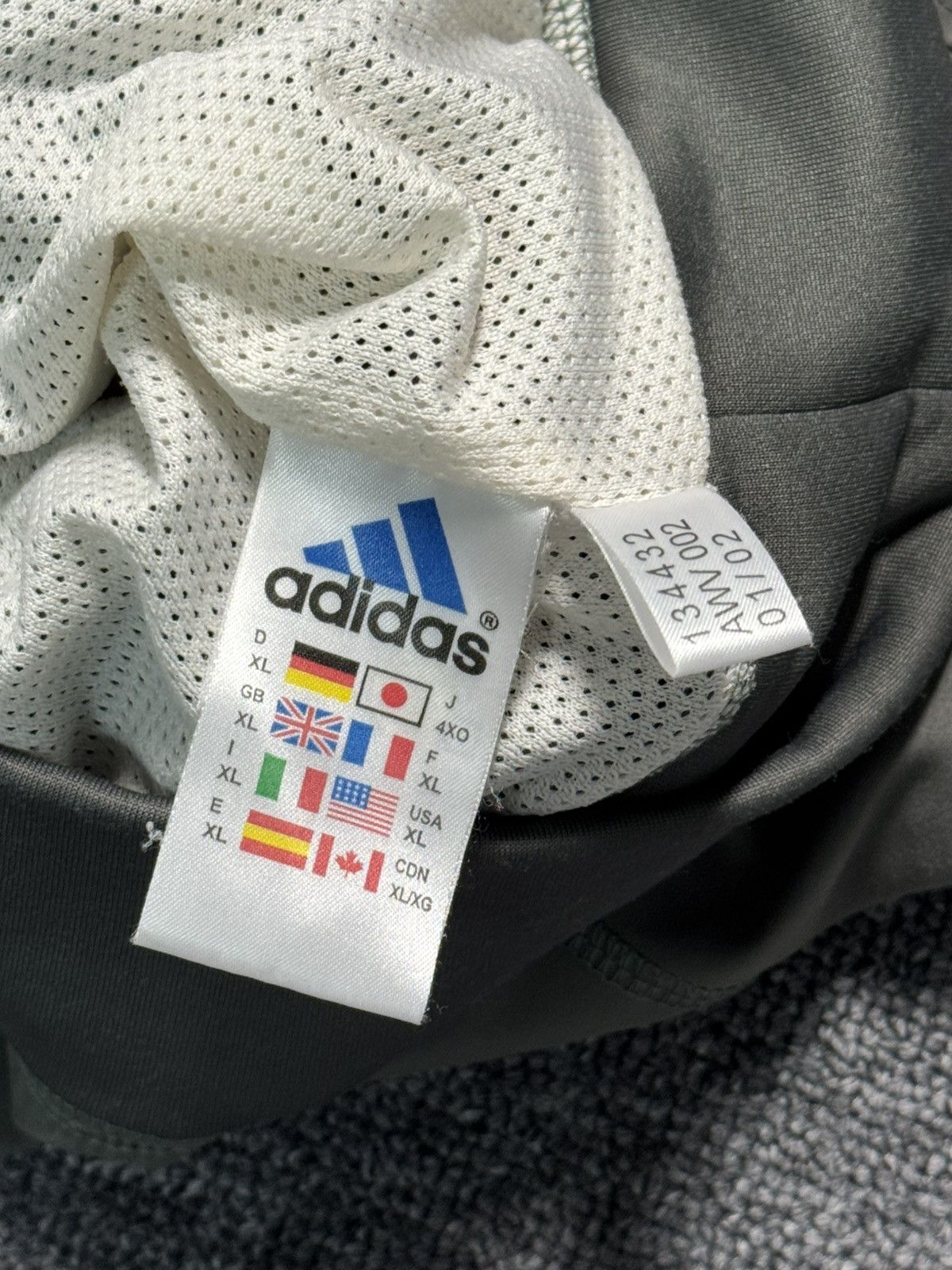 Adidas Vintage Adidas Climashell Wind Vest XL Men's Gray Size US XL / EU 56 / 4 - 6 Thumbnail